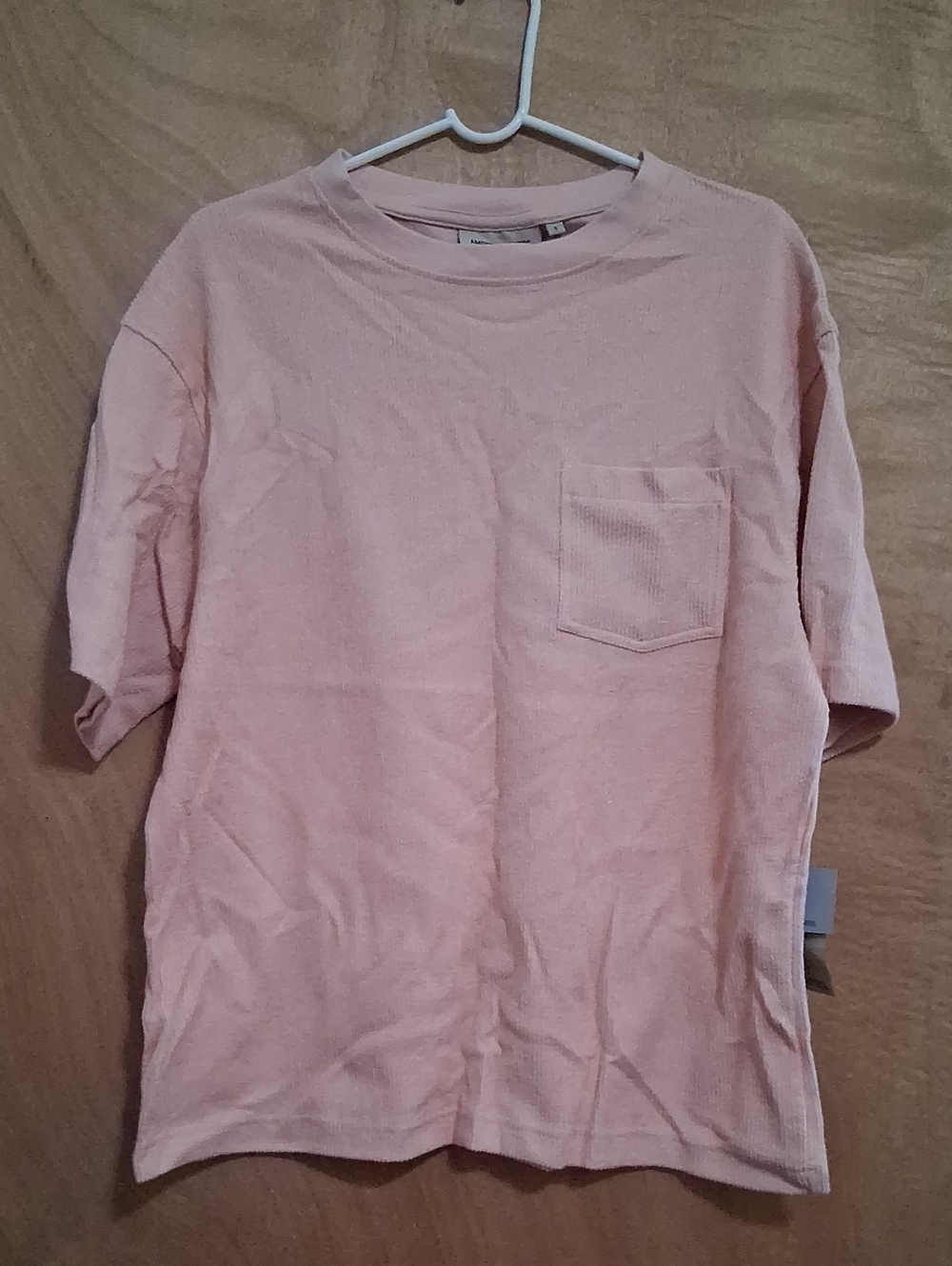 Men's Short-Sleeve Pocket Polo Tee in Light Pink